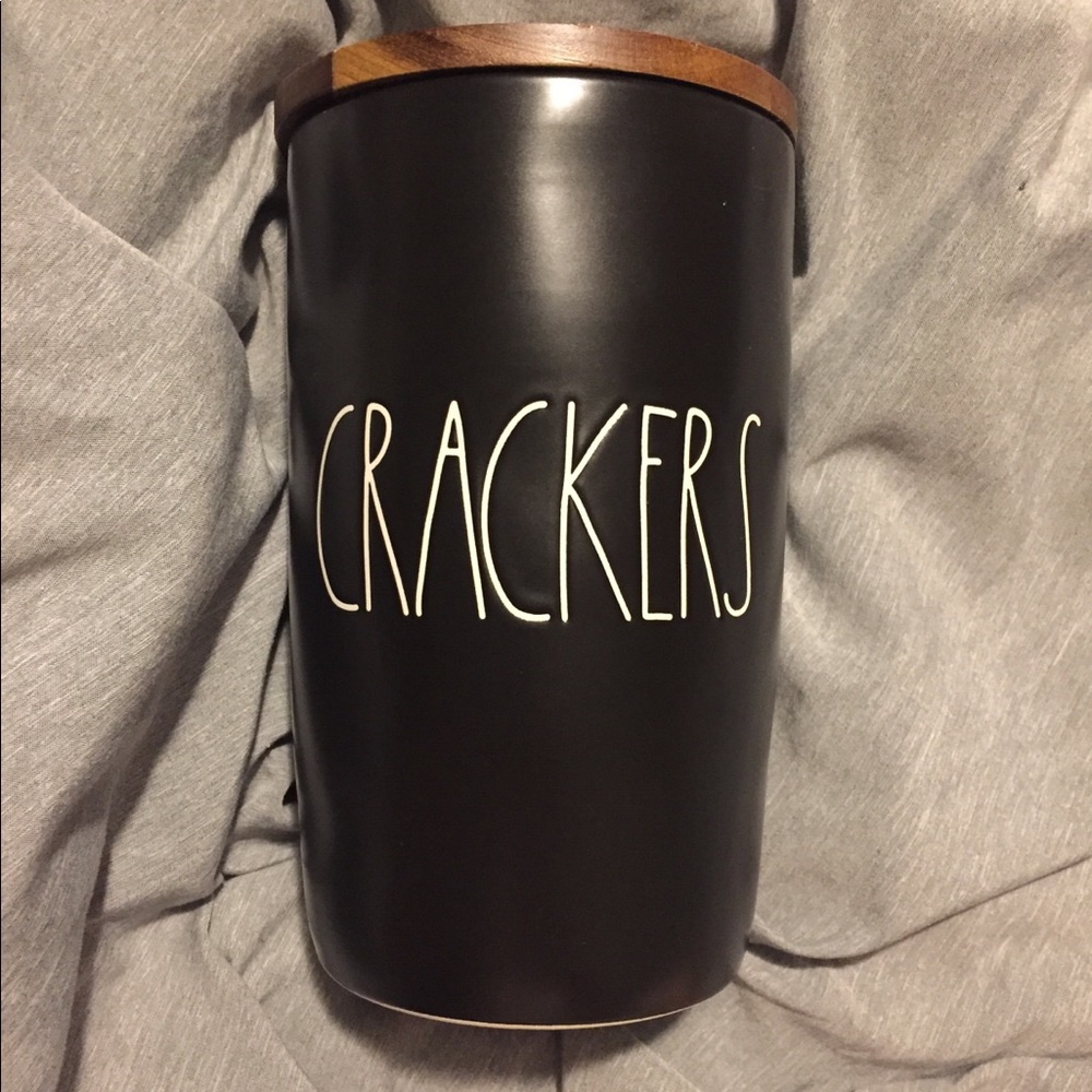 Rae Dunn CRACKERS Cellar, Black